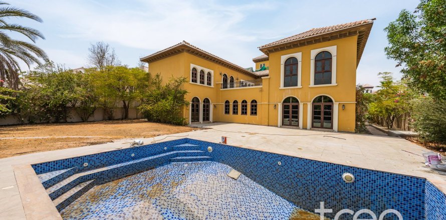 Villa in The Villa, Dubai 6 bedrooms, 750.66 sq.m. № 124771
