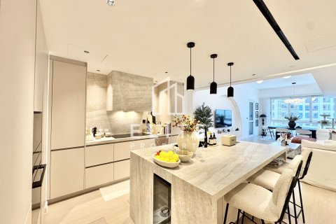 Appartement à Marina Residences, Palm Jumeirah, Dubai, 2 chambres, 188 m², № 124856 - photo 5