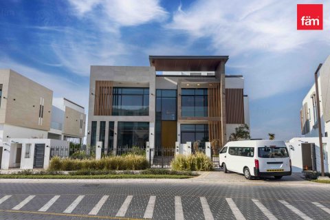 Villa in Dubai Hills Estate, Dubai 7 bedrooms, 1063.9 sq.m. № 67575 - photo 1