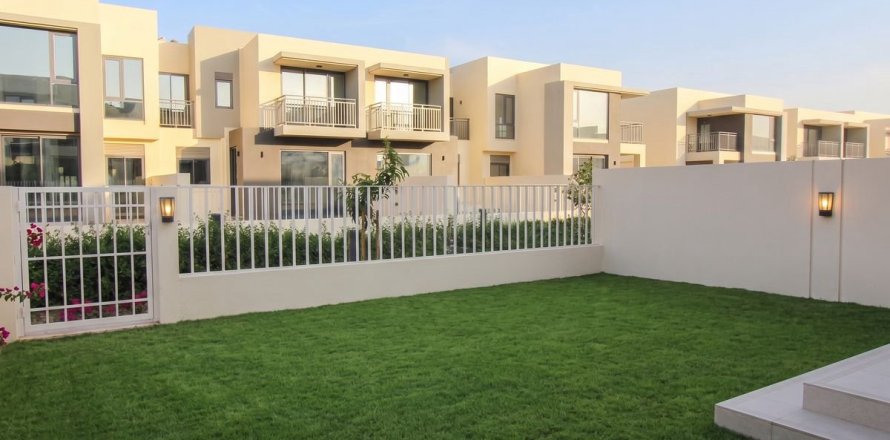 Maison de ville à Dubai Hills Estate, Dubai, 3 chambres, 195.1 m², № 139637