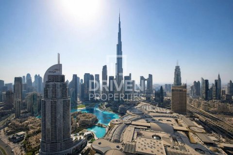 Apartment in The Address Residence Fountain Views, Downtown Dubai (Downtown Burj Dubai), Dubai 3 bedrooms, 202.71 sq.m. № 138306