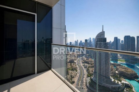 Apartment in The Address Residence Fountain Views, Downtown Dubai (Downtown Burj Dubai), Dubai 3 bedrooms, 202.71 sq.m. № 138306 - photo 21