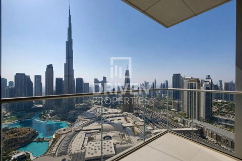 Apartment in The Address Residence Fountain Views, Downtown Dubai (Downtown Burj Dubai), Dubai 3 bedrooms, 202.71 sq.m. № 138306 - photo 22