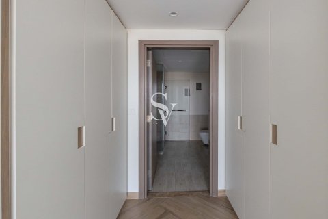 Apartment in Bur Dubai, Dubai 2 bedrooms, 118 sq.m. № 118703 - photo 15