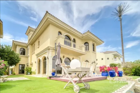 Villa in Palm Jumeirah, Dubai 5 bedrooms, 496 sq.m. № 122781 - photo 19