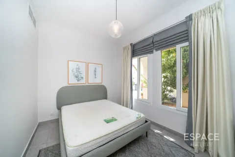 Villa in Springs 15, The Springs, Dubai 3 bedrooms, 270 sq.m. № 122778 - photo 6