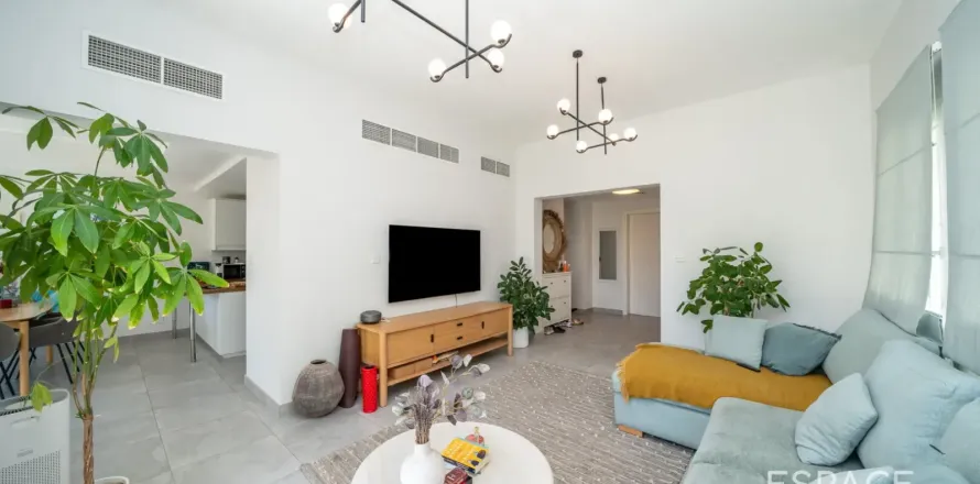 Villa in Springs 15, The Springs, Dubai 3 bedrooms, 270 sq.m. № 122778