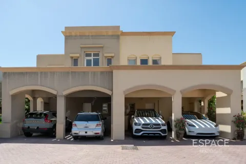 Villa in Springs 15, The Springs, Dubai 3 bedrooms, 270 sq.m. № 122778 - photo 9