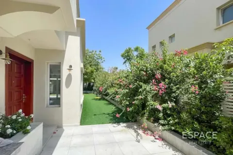 Villa in The Springs, Dubai 3 bedrooms, 209 sq.m. № 122779 - photo 8