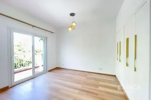 Villa in The Springs, Dubai 3 bedrooms, 209 sq.m. № 122779 - photo 9