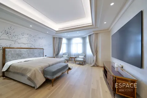 Villa in Palm Jumeirah, Dubai 3 bedrooms, 465 sq.m. № 122782 - photo 6