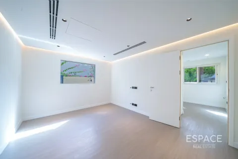 Villa in Meadows, Dubai 4 bedrooms, 320 sq.m. № 122784 - photo 8