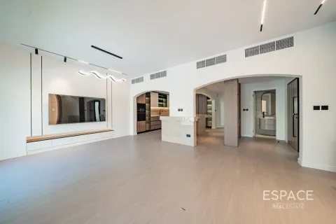 Villa in Meadows, Dubai 4 bedrooms, 320 sq.m. № 122784 - photo 4