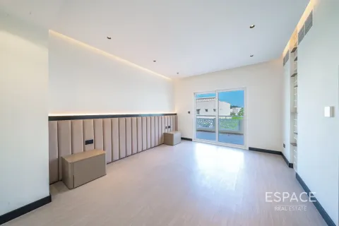 Villa in Meadows, Dubai 4 bedrooms, 320 sq.m. № 122784 - photo 13