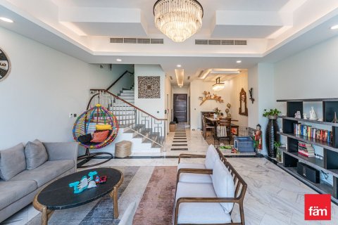 Villa in Al Furjan, Dubai 3 bedrooms, 177.5 sq.m. № 139518 - photo 2