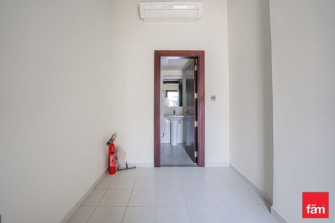 Villa in Al Furjan, Dubai 3 bedrooms, 177.5 sq.m. № 139518 - photo 10