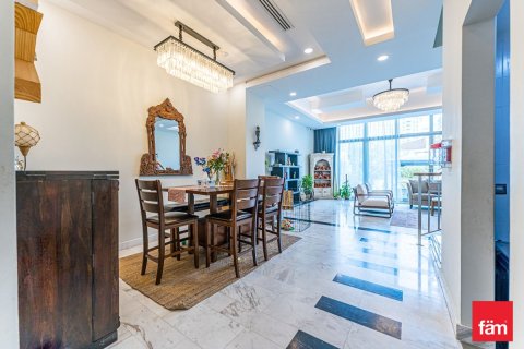 Villa in Al Furjan, Dubai 3 bedrooms, 177.5 sq.m. № 139518 - photo 3