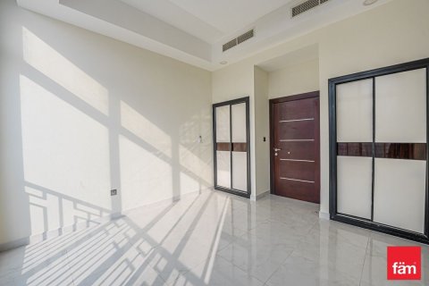 Villa in Al Furjan, Dubai 3 bedrooms, 177.5 sq.m. № 139518 - photo 5