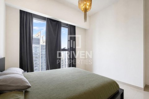 Appartement à Opera District, Downtown Dubai (Downtown Burj Dubai), Dubai, 2 chambres, 112.78 m², № 138766 - photo 10