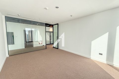 Oficina en Dubai Marina, Dubai, 667 m², № 101430 - foto 1