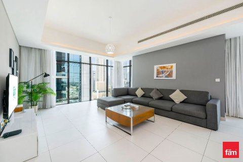 Apartamento en Downtown Dubai (Downtown Burj Dubai), Dubai, 3 dormitorios, 201.6 m², № 47231 - foto 2
