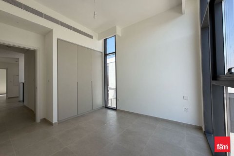 Villa in Dubai 4 bedrooms, 257.4 sq.m. № 109363 - photo 10