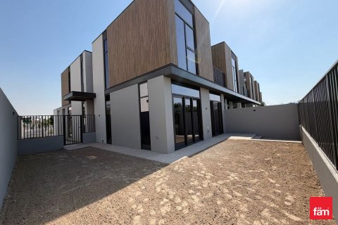 Villa in Dubai 4 bedrooms, 257.4 sq.m. № 109363