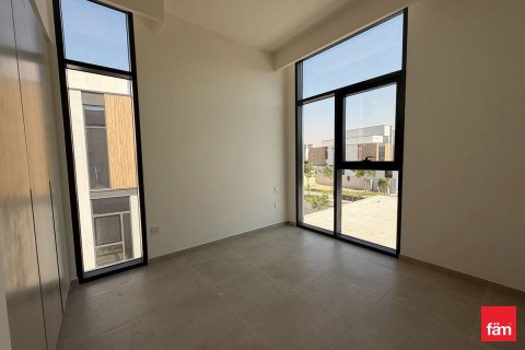 Villa in Dubai 4 bedrooms, 257.4 sq.m. № 109363 - photo 14