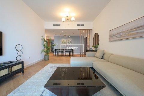 Apartment in Dubai Marina, Dubai 2 bedrooms, 128.6 sq.m. № 55385 - photo 1