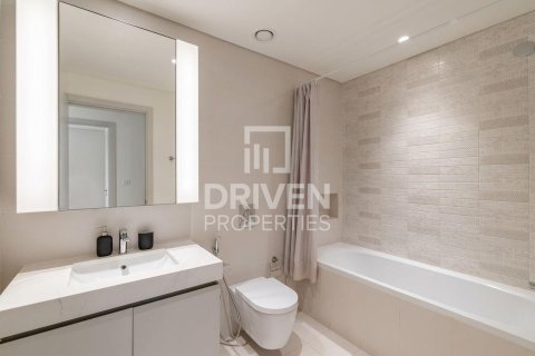Apartment in EMAAR Beachfront, Dubai Harbour, Dubai 1 bedroom, 68.19 sq.m. № 129011 - photo 13