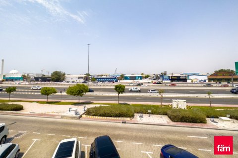 Снять в аренду виллу в Аль-Барше, Дубай: 6 спален, 1156м², № 67353 - фото 3