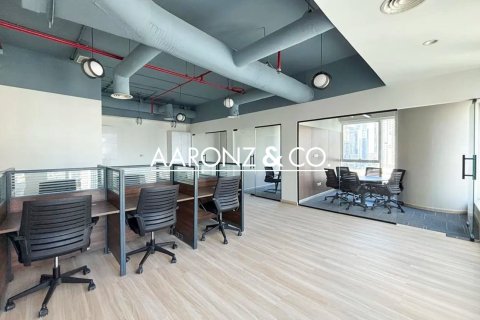 Office in Business Bay, Dubai 87 sq.m. № 101335 - photo 9