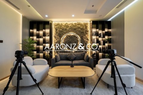 Office in Downtown Dubai (Downtown Burj Dubai), Dubai 313 sq.m. № 101339 - photo 12