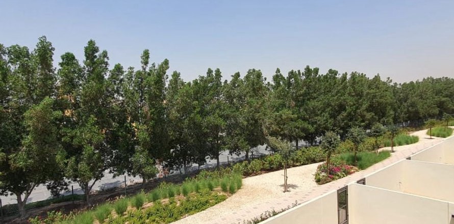 Townhouse in Dubai 3 bedrooms, 170 sq.m. № 134814