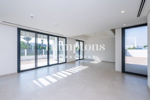 Снять в аренду виллу в Arabian Ranches 3, Дубай: 4 спальни, 611.20883700м², № 63210 - фото 19