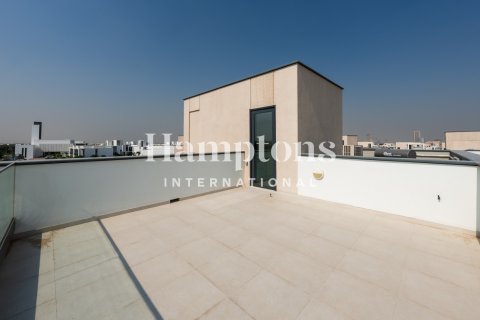 Снять в аренду виллу в Arabian Ranches 3, Дубай: 4 спальни, 611.20883700м², № 63210 - фото 1