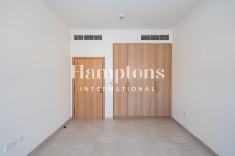 Снять в аренду виллу в Arabian Ranches 3, Дубай: 4 спальни, 611.20883700м², № 63210 - фото 3