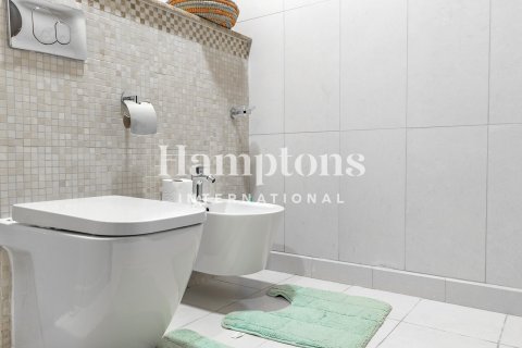 Снять в аренду квартиру в FIVE Palm Jumeirah, Пальма Джумейра, Дубай: 3 спальни, 212.19045200м², № 63213 - фото 2