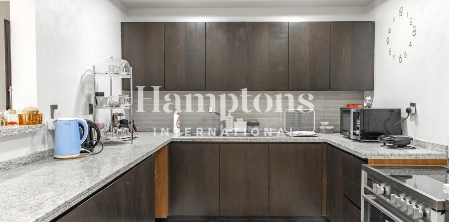 Квартира в FIVE Palm Jumeirah, Пальма Джумейра, Дубай, 3 спальни, 212.19м², № 63213