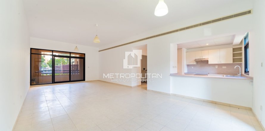 Apartment in Greens, Dubai 2 bedrooms, 128 sq.m. № 73968