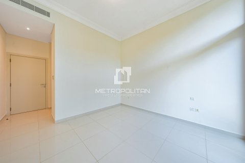 Снять в аренду виллу в DAMAC Hills (Akoya by DAMAC), Дубай: 3 спальни, 253м², № 73967 - фото 17