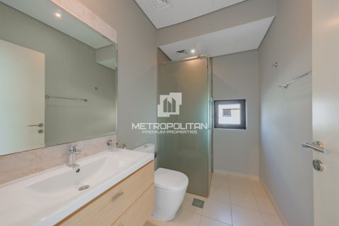 Снять в аренду виллу в DAMAC Hills (Akoya by DAMAC), Дубай: 3 спальни, 253м², № 73967 - фото 14