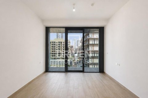 Apartment in Al Satwa, Dubai studio, 39.86 sq.m. № 140744 - photo 4