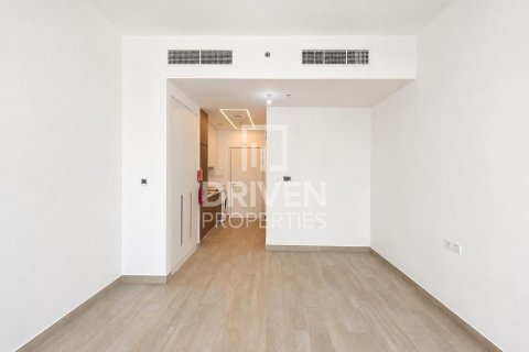 Apartment in Al Satwa, Dubai studio, 39.86 sq.m. № 140744 - photo 6