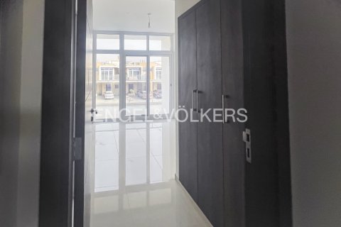 Maison de ville à DAMAC Hills (Akoya by DAMAC), Dubai, 3 chambres, 116 m², № 97237 - photo 11