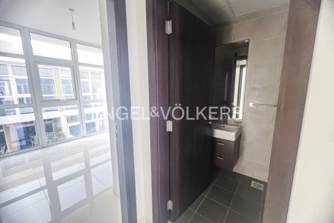 Maison de ville à DAMAC Hills (Akoya by DAMAC), Dubai, 3 chambres, 116 m², № 97237 - photo 13