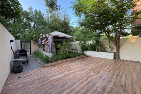 Maison de ville à Dubai, 3 chambres, 185 m², № 97244 - photo 7