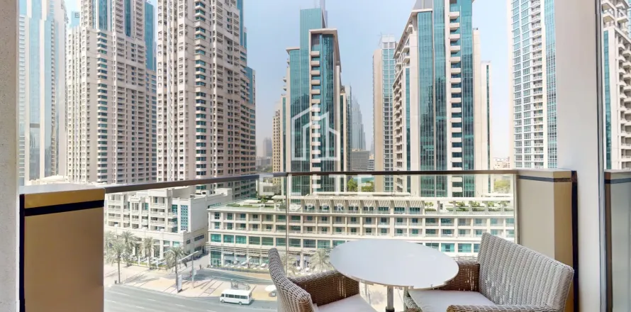 Apartment in Vida Residence Downtown, Downtown Dubai (Downtown Burj Dubai), Dubai 3 bedrooms, 187 sq.m. № 85629