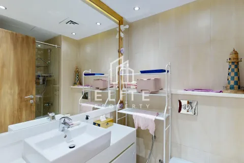 Apartment in Dubai 3 bedrooms, 168 sq.m. № 85628 - photo 6