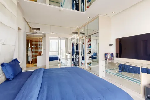 Apartment in Dubai 3 bedrooms, 168 sq.m. № 85628 - photo 19